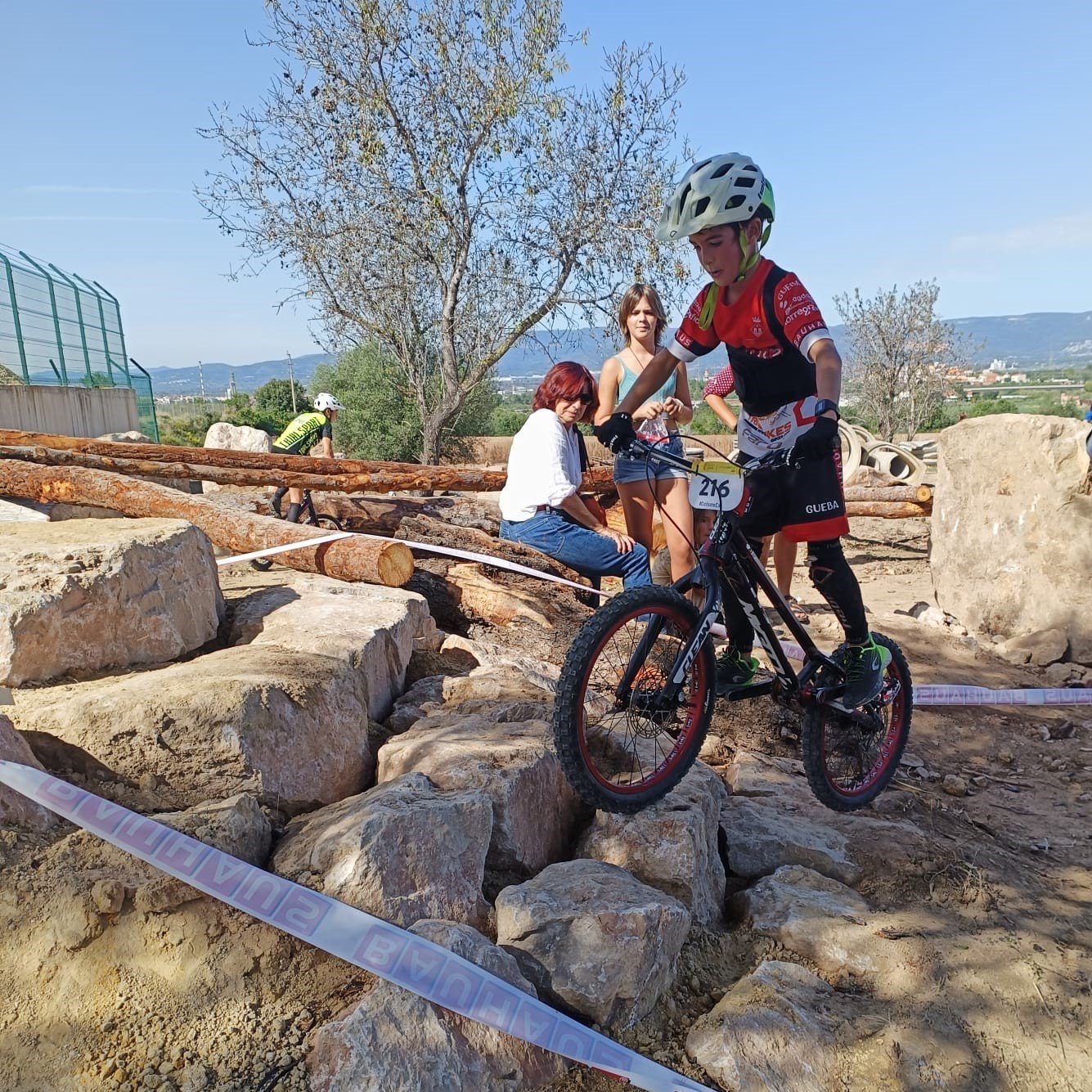 755cb55e-0751-4660-a195-8ea646c92c87