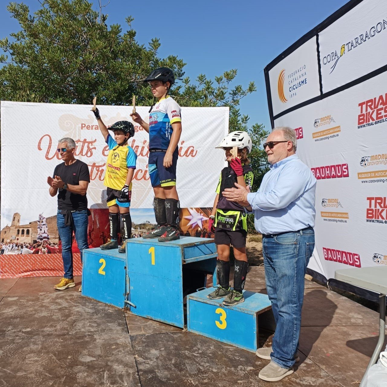 e1ea07de-1974-4b63-9af3-492d42739e78