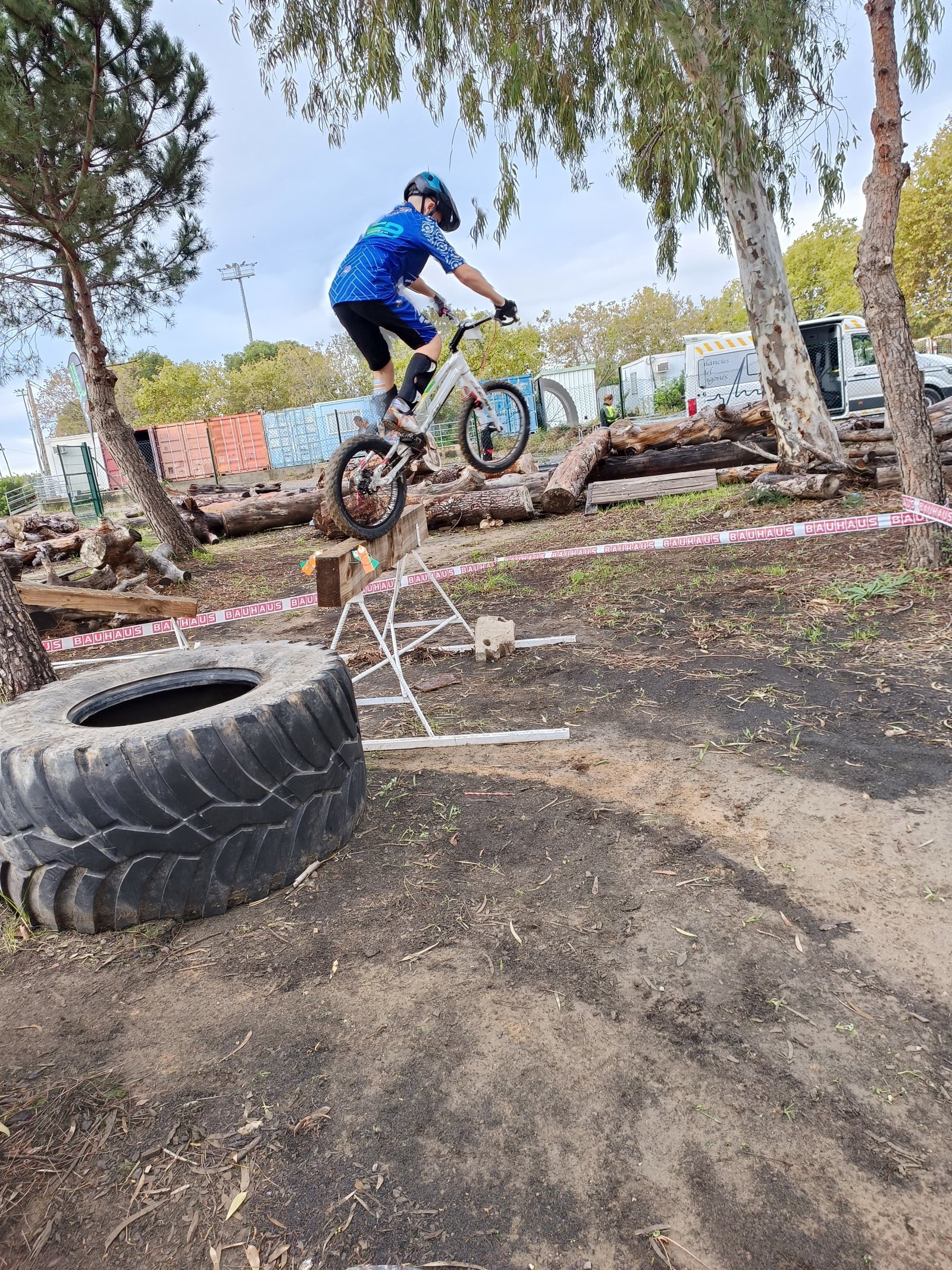 6e39b5c8-0380-4eff-a41d-14822afb1e24