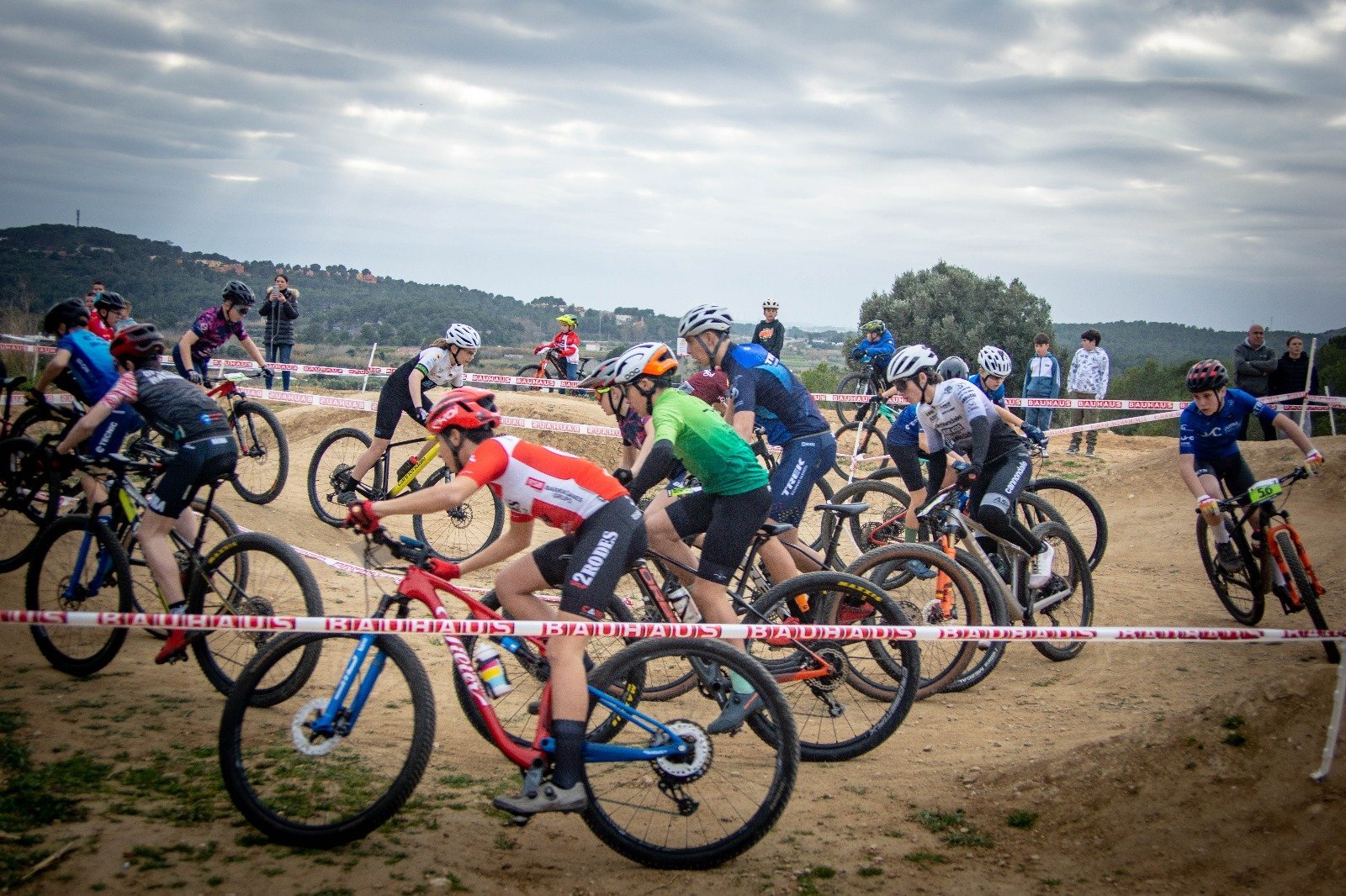 WhatsApp Image 2025-02-15 at 21.02.50 (1)