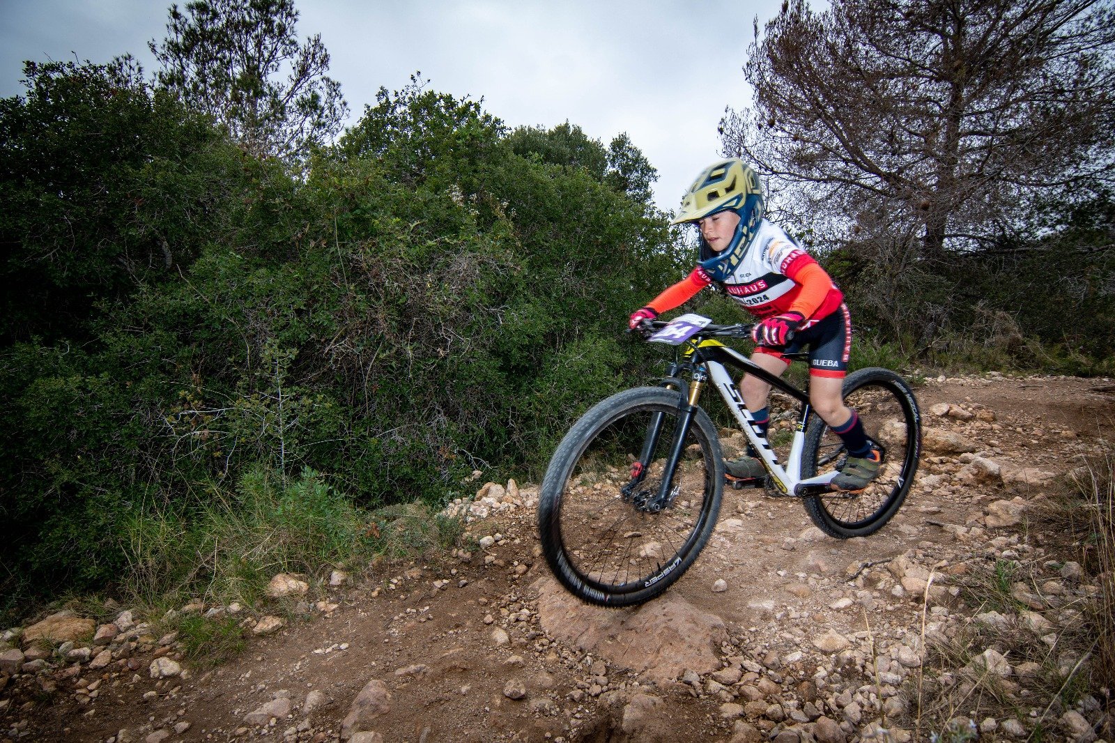 WhatsApp Image 2025-02-15 at 21.02.52 (1)