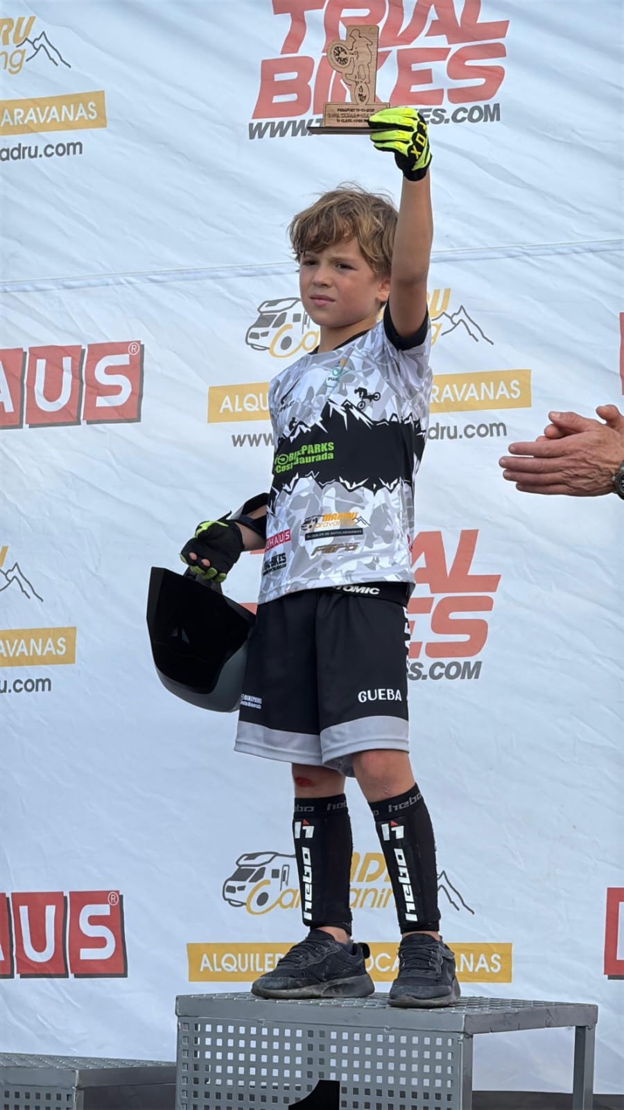 WhatsApp Image 2025-10-20 at 17.38.41 (2)