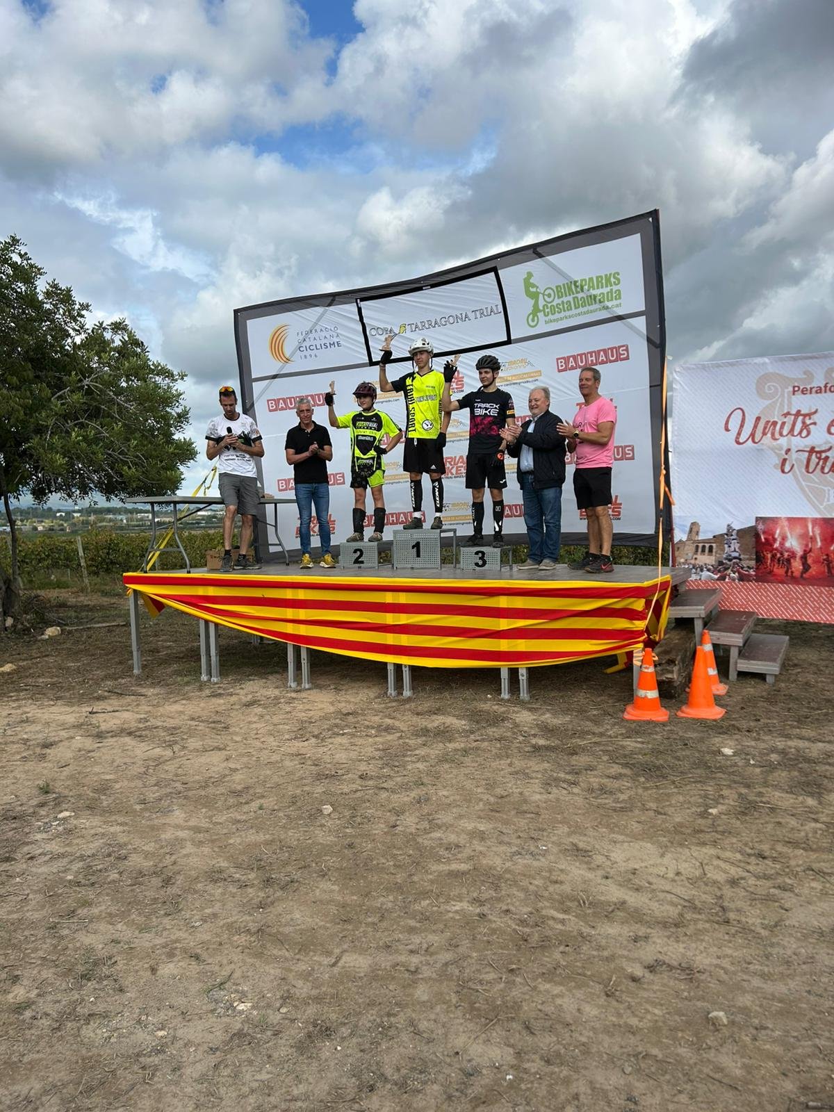 WhatsApp Image 2025-10-20 at 17.38.42 (2)