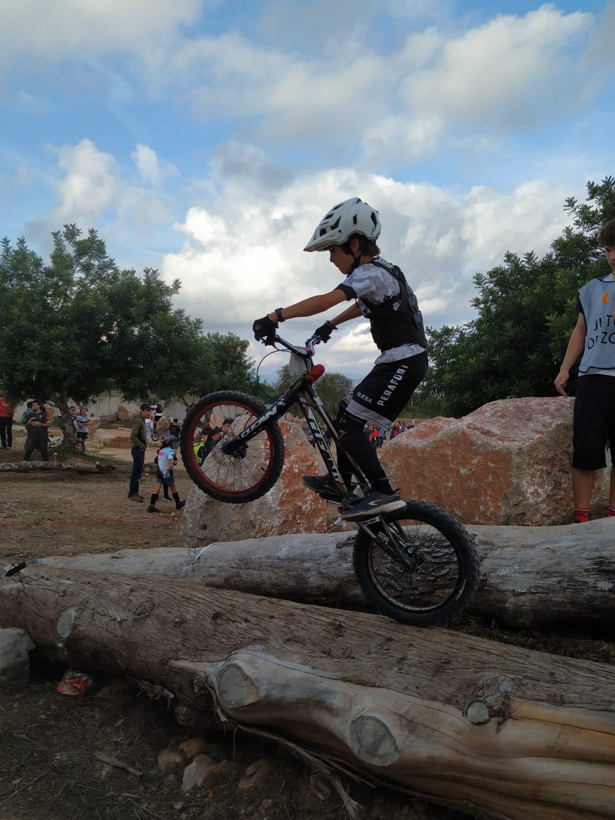 WhatsApp Image 2025-10-20 at 17.38.43 (1)